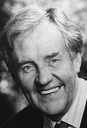 Tributes are paid to the actor Richard Briers