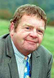 TV great Geoffrey Hughes passes away